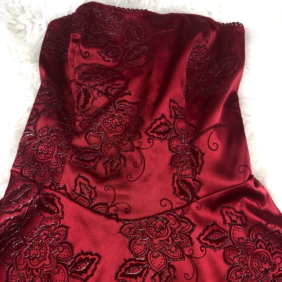 Red Ruby Rox Dress - Picture 2 of 8